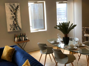 Joburg gem with a splash of chic & all the vibe!